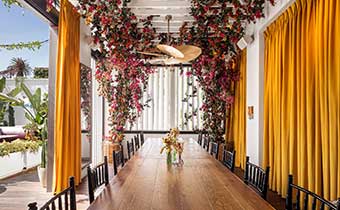 private dining table
